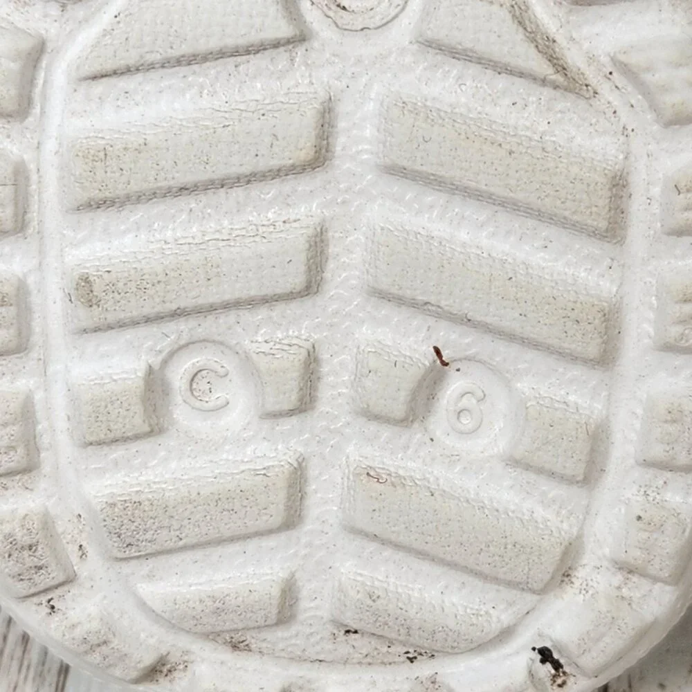 CROCS Kids' Disney Frozen Olaf Sherpa Lined Unisex Toddler C6 Classic Clog Shoe